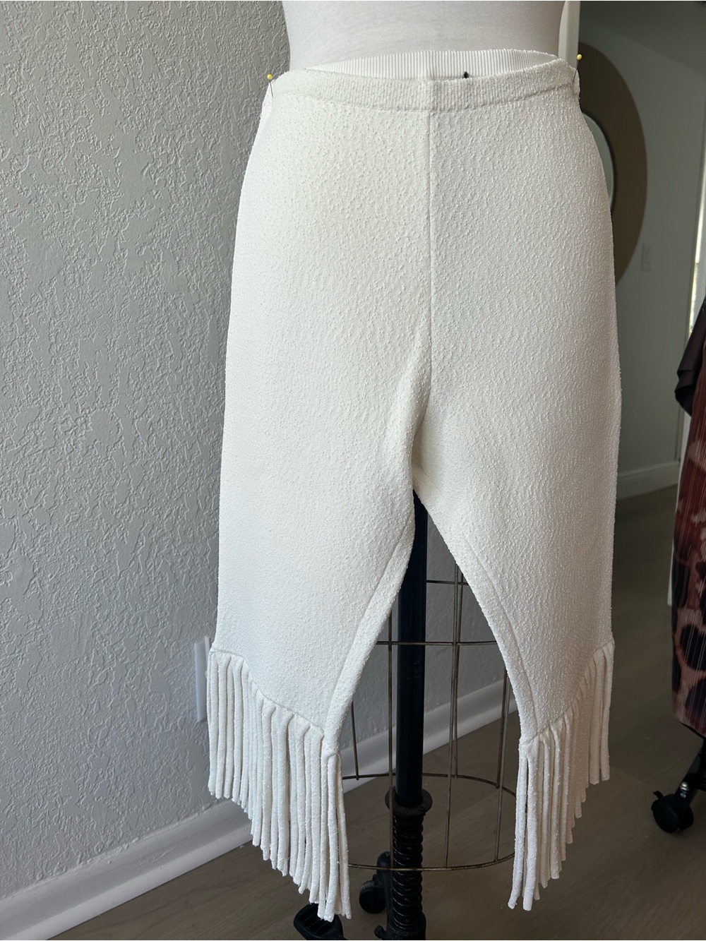 Cream Fringe capris women’s